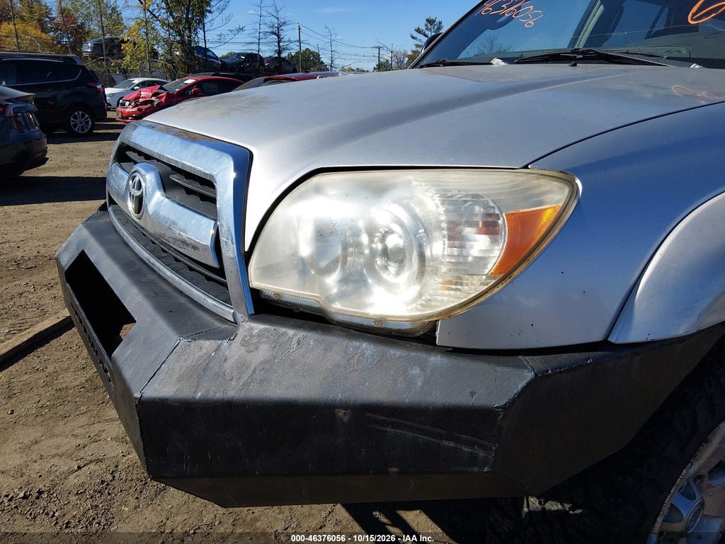 2006 Toyota 4RUNNER SR5 V6 photo 6