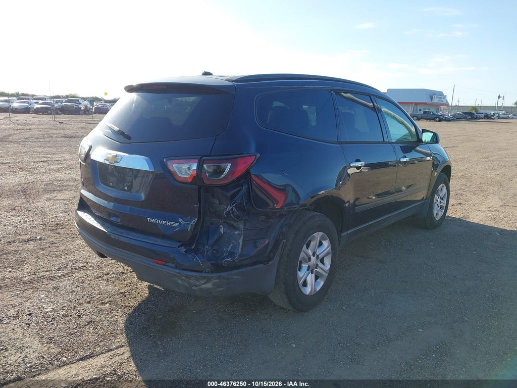 2015 Chevrolet Traverse LS photo 6