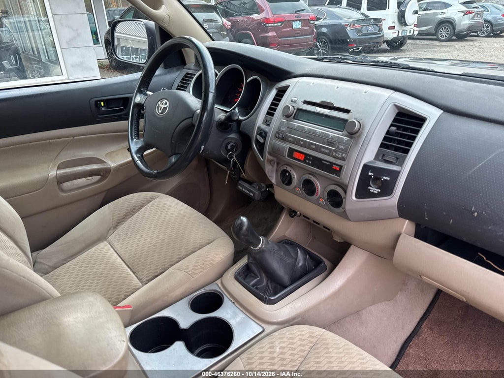 2010 Toyota Tacoma Base V6 photo 6