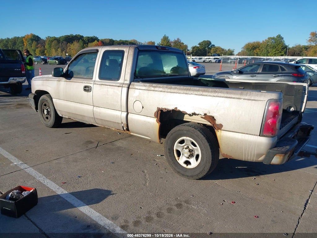 2004 Chevrolet Silverado 1500 Work Truck photo 3