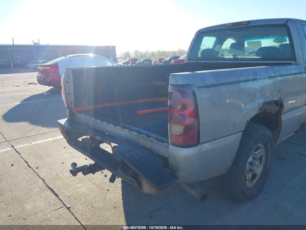 2004 Chevrolet Silverado 1500 Work Truck photo 6