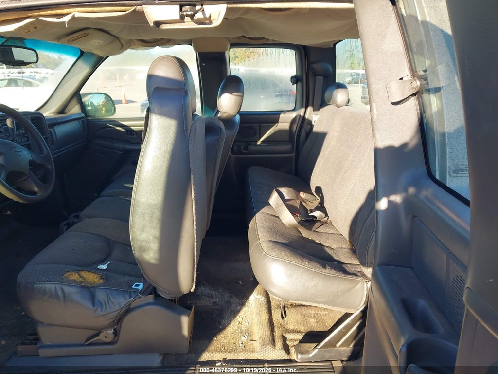 2004 Chevrolet Silverado 1500 Work Truck photo 8