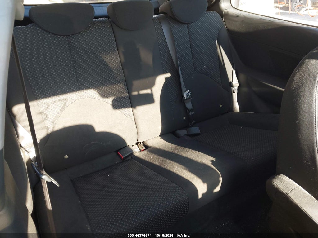 2011 Hyundai Accent GL photo 8