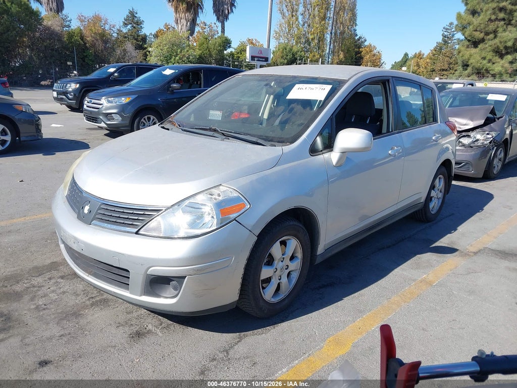 2009 Nissan Versa 1.8SL photo 2