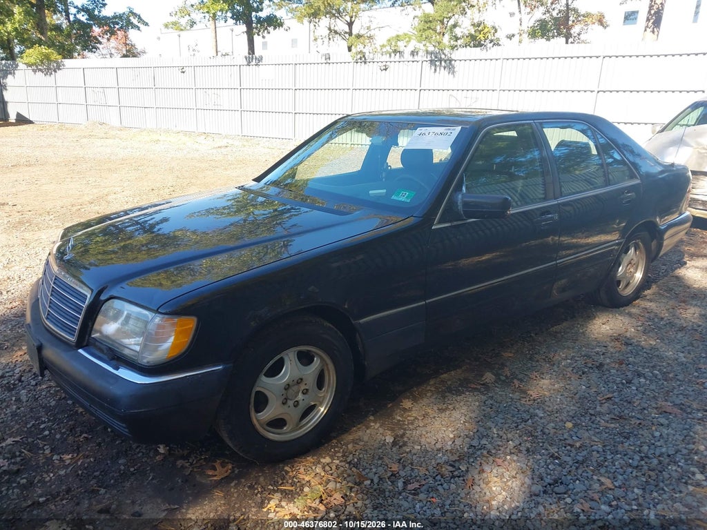 1997 Mercedes-Benz S 320 Base SWB photo 2