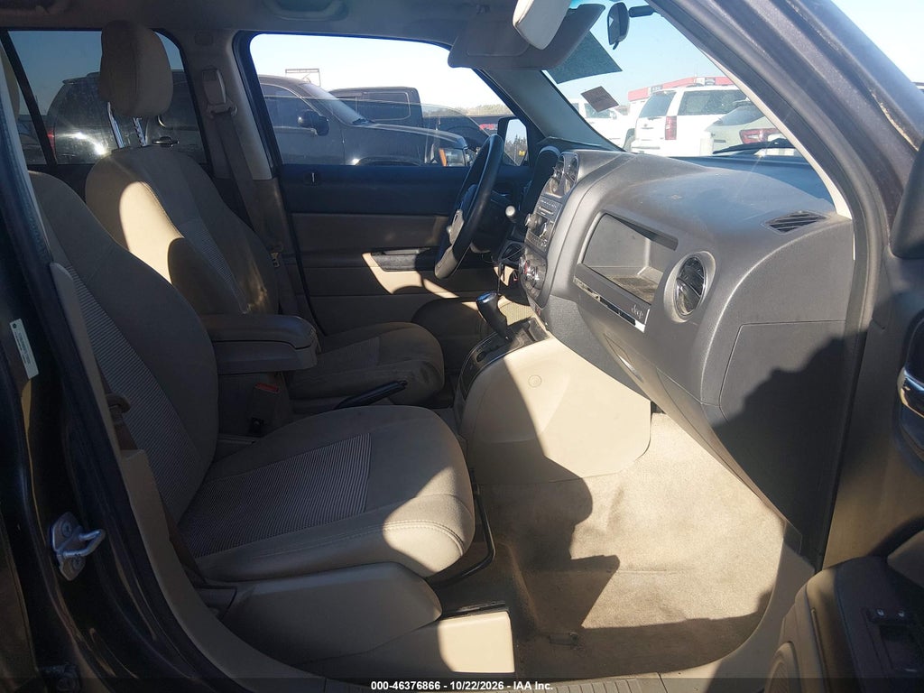 2015 Jeep Patriot Sport photo 5