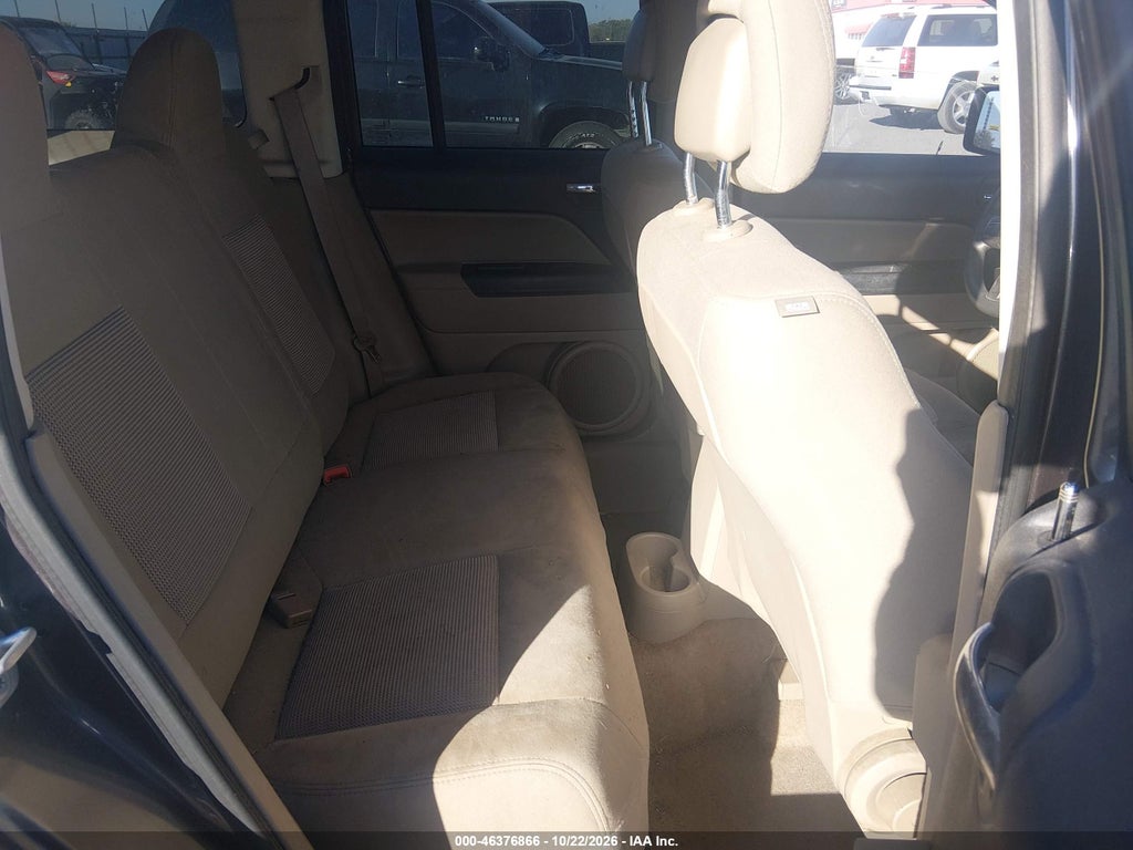 2015 Jeep Patriot Sport photo 8