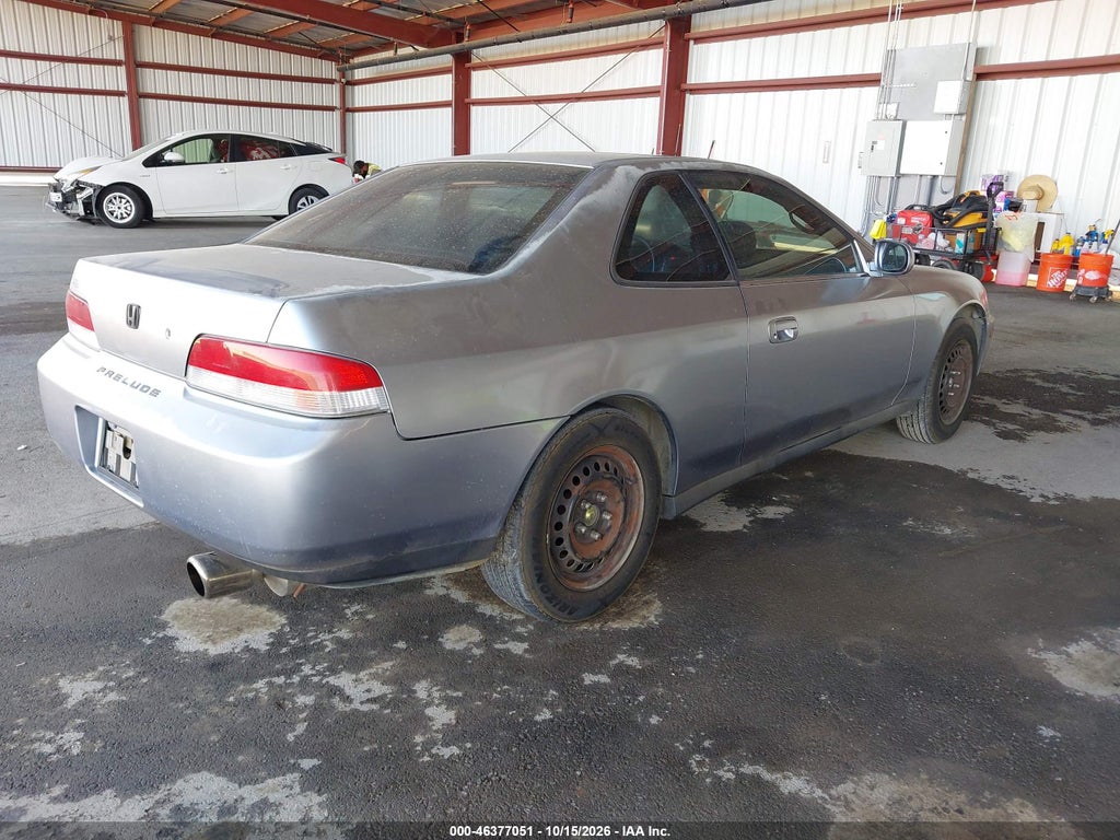 1999 Honda Prelude photo 4
