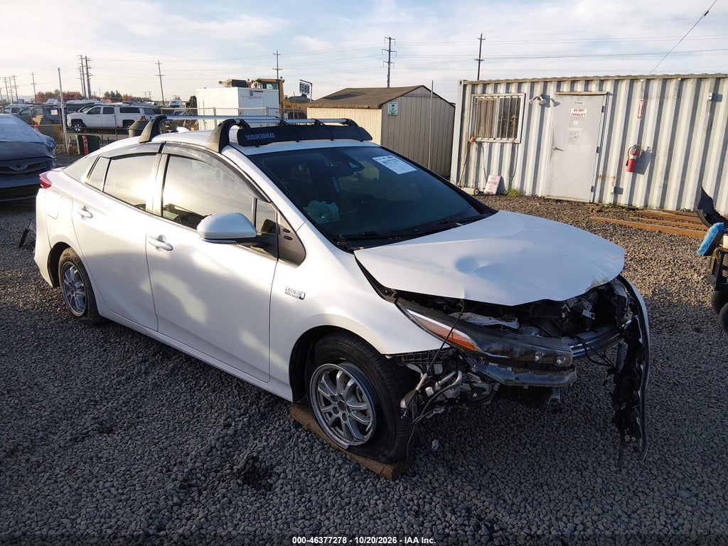 TOYOTA PRIUS PRIME 2021