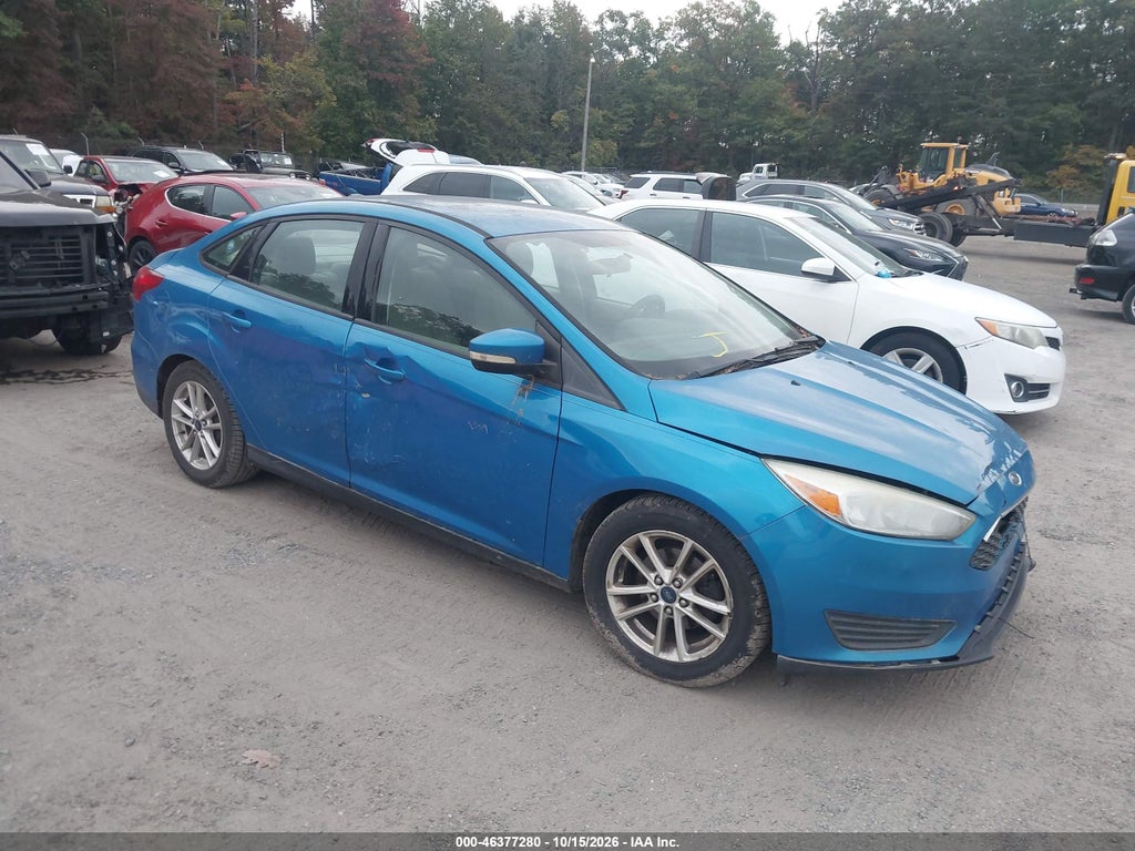 2016 Ford Focus SE photo 1