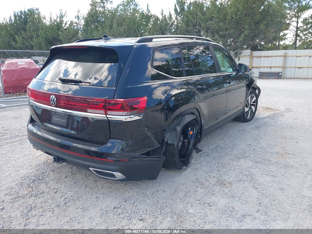 2026 Volkswagen Atlas SE With Technology photo 4