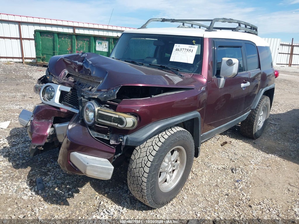 2007 Toyota FJ Cruiser photo 2
