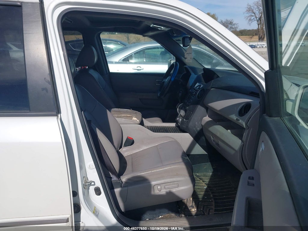 2012 Honda Pilot Touring photo 5