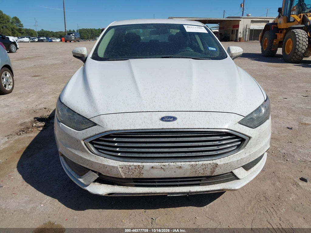 2017 Ford Fusion Hybrid SE photo 6