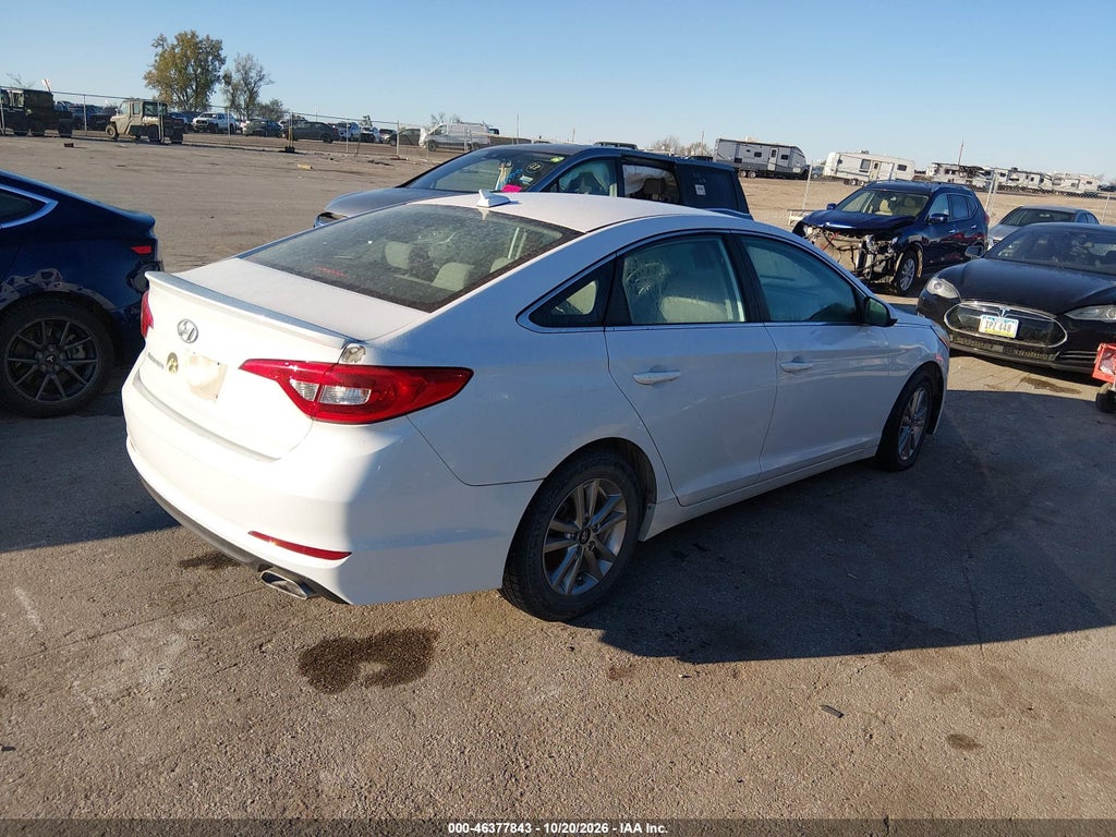 2016 Hyundai Sonata SE photo 4