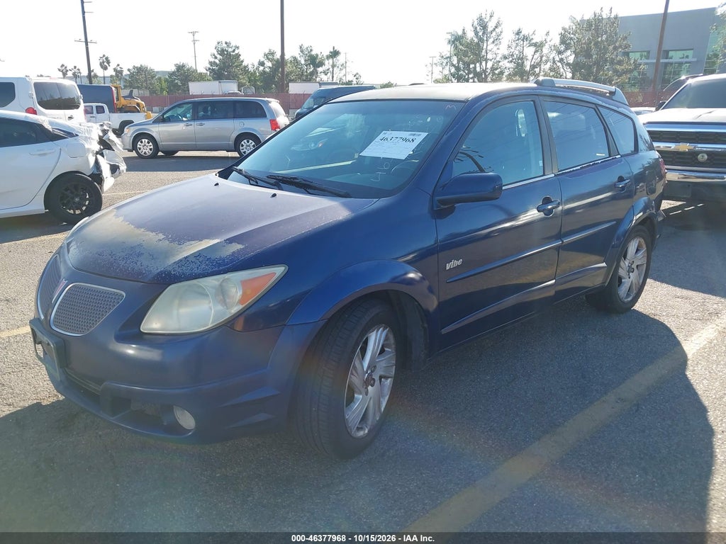 2005 Pontiac Vibe photo 2