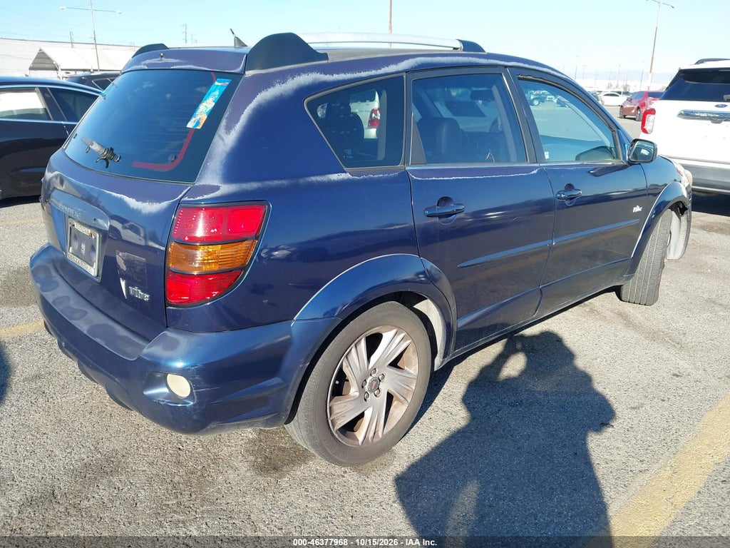 2005 Pontiac Vibe photo 4