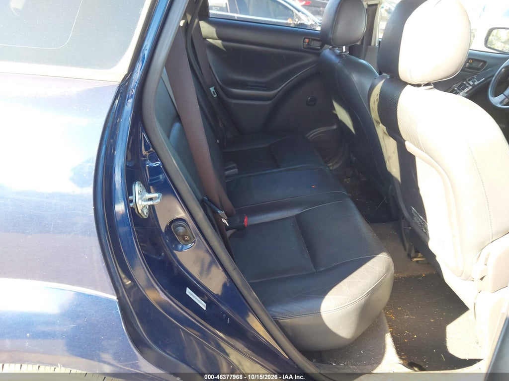 2005 Pontiac Vibe photo 8