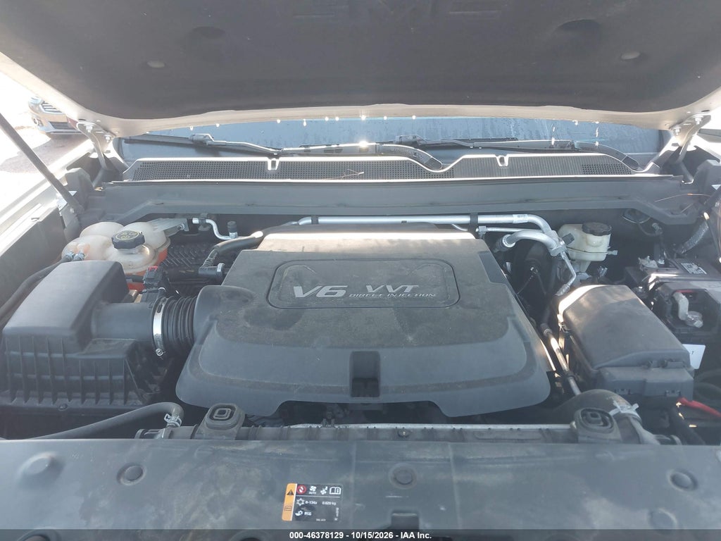 2015 GMC Canyon 2WD SLE photo 10