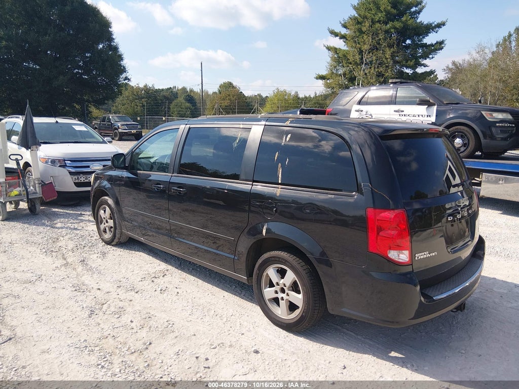 2013 Dodge Grand Caravan SXT photo 3
