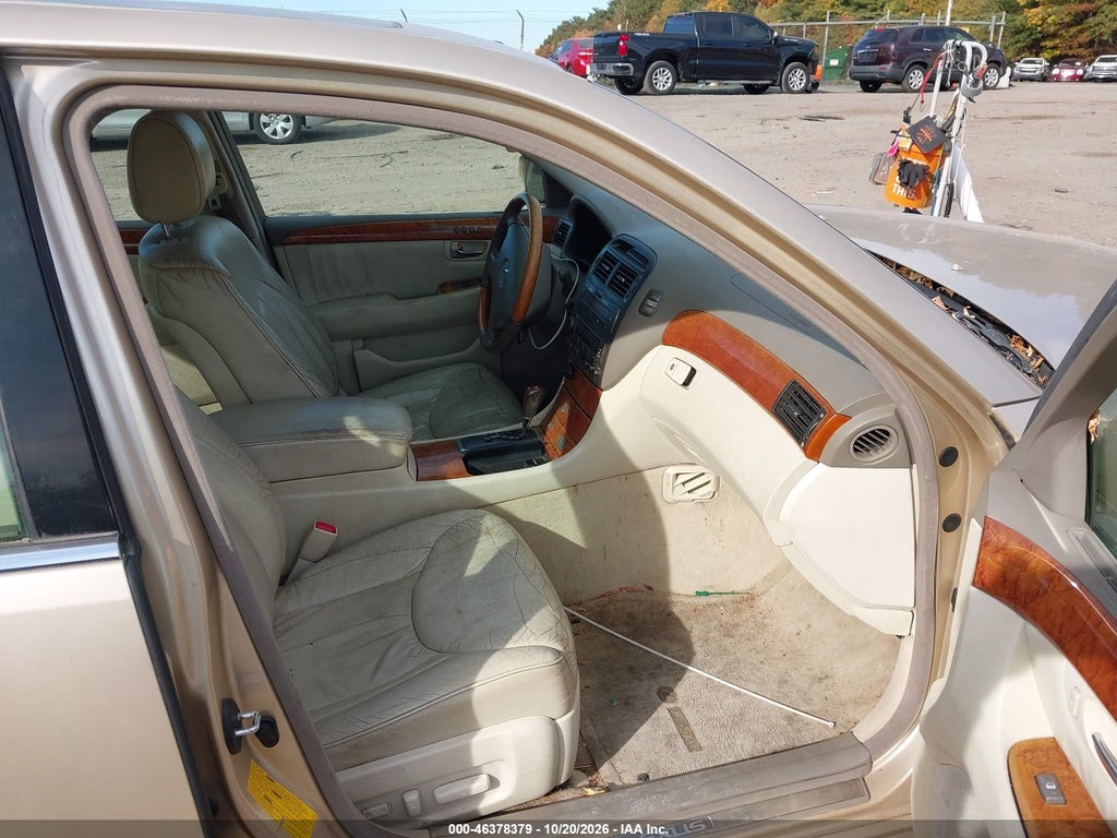 2001 Lexus LS 430 photo 5