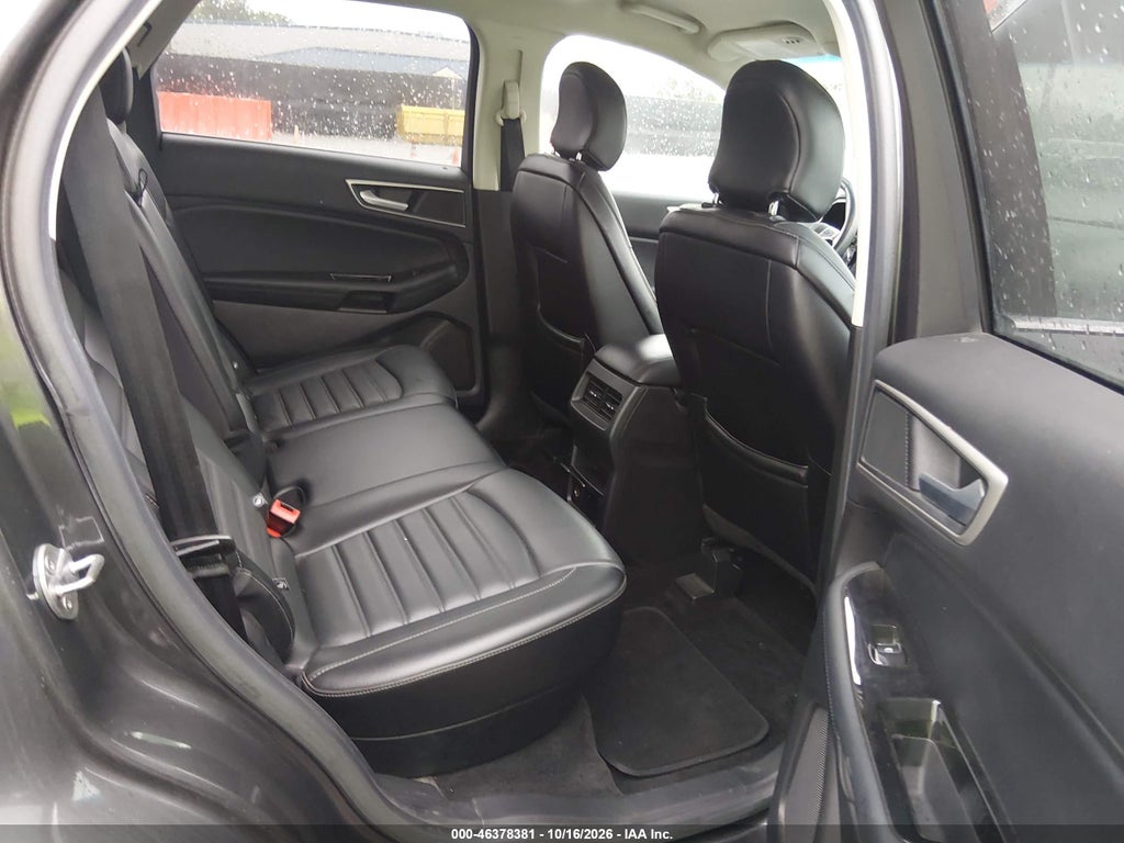 2018 Ford Edge SEL photo 8