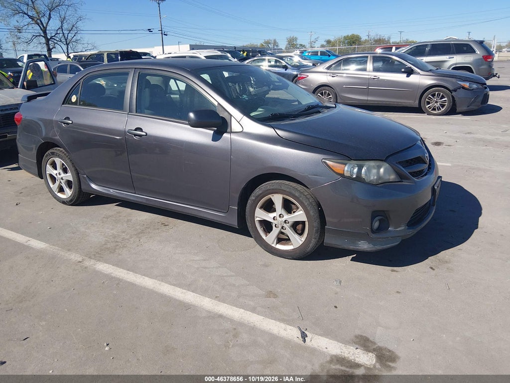 2013 Toyota Corolla S photo 1