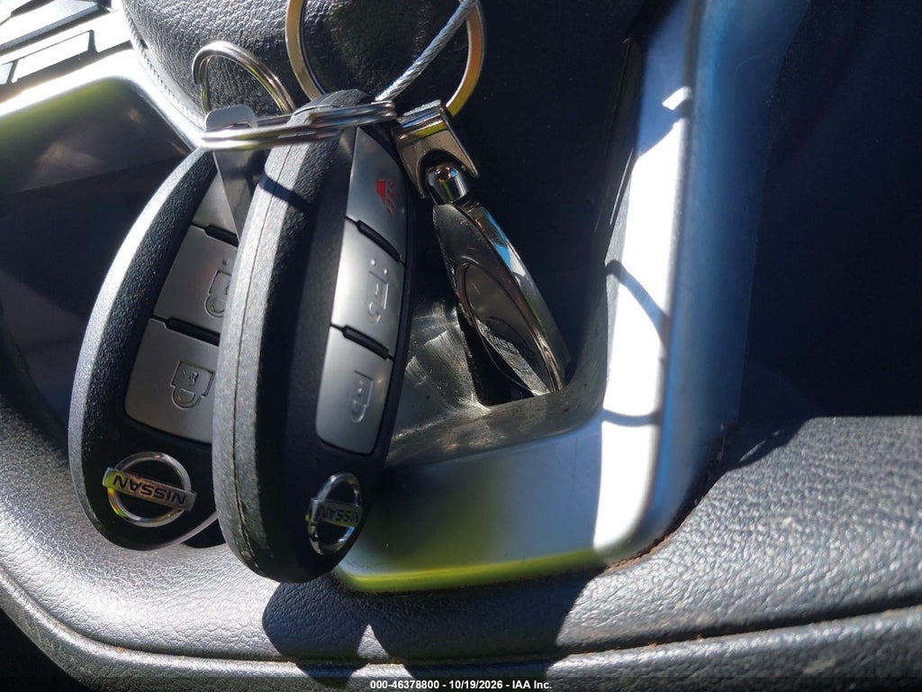 2018 Nissan Kicks S photo 11