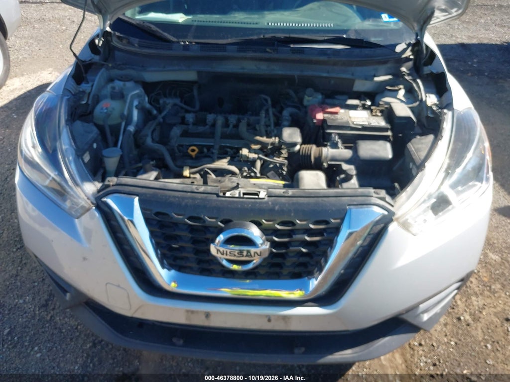 2018 Nissan Kicks S photo 6