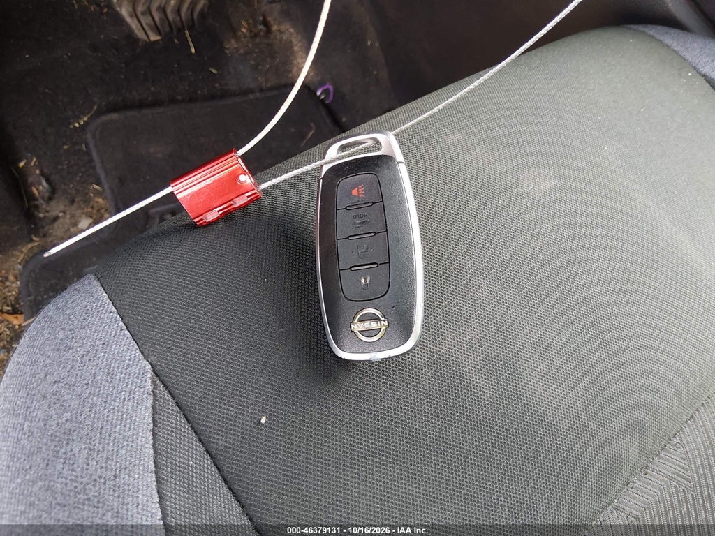 2024 Nissan Versa 1.6 SV photo 11