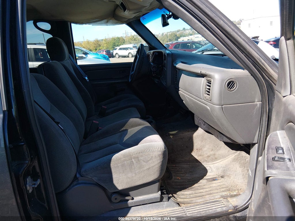 2005 Chevrolet Silverado 1500 LS photo 5