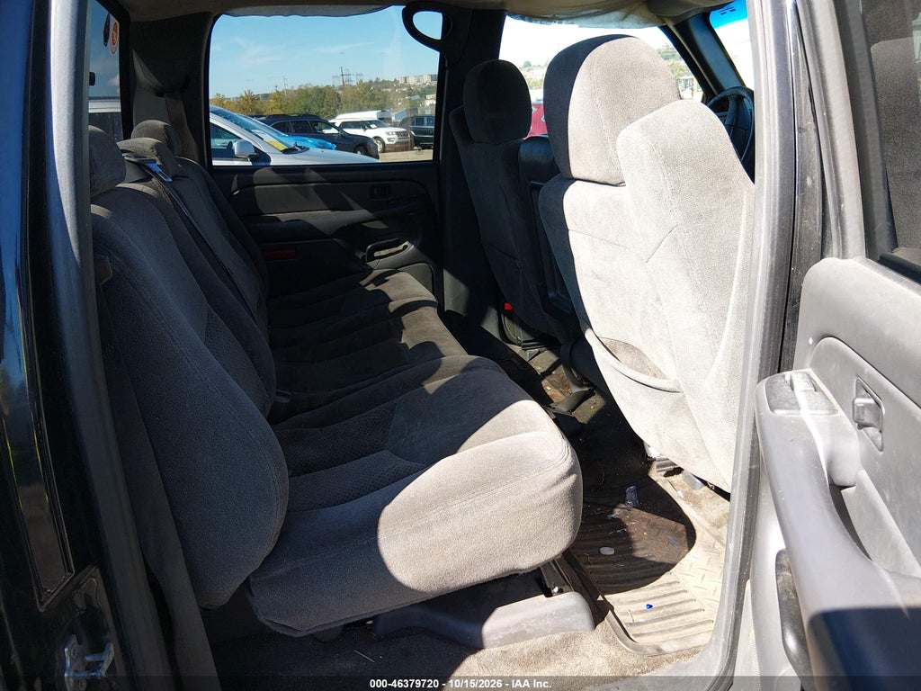 2005 Chevrolet Silverado 1500 LS photo 8