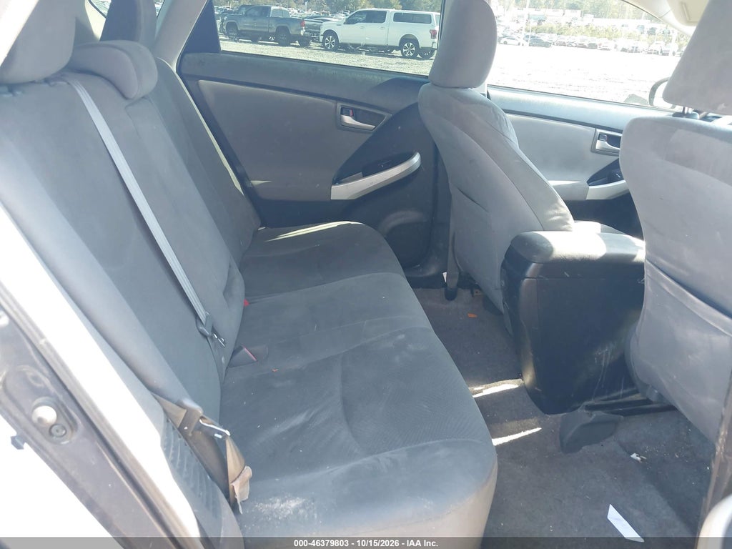 2012 Toyota Prius TWO photo 8