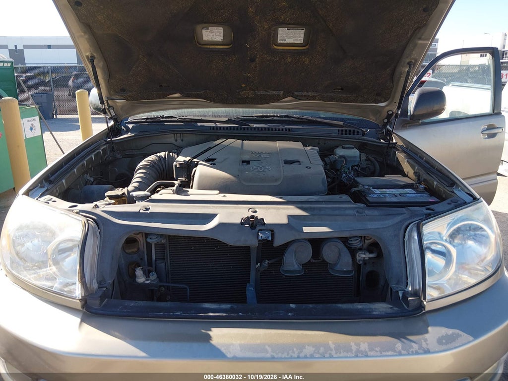 2005 Toyota 4RUNNER SR5 V6 photo 10