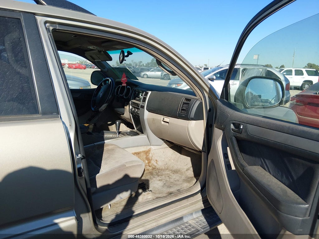 2005 Toyota 4RUNNER SR5 V6 photo 5