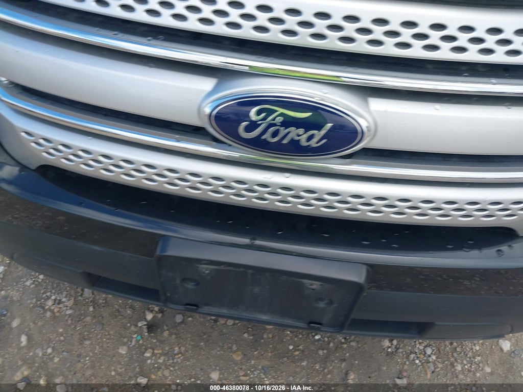 2013 Ford Explorer XLT photo 6