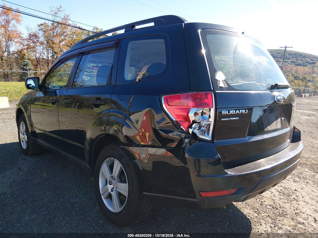 2011 Subaru Forester 2.5X photo 6