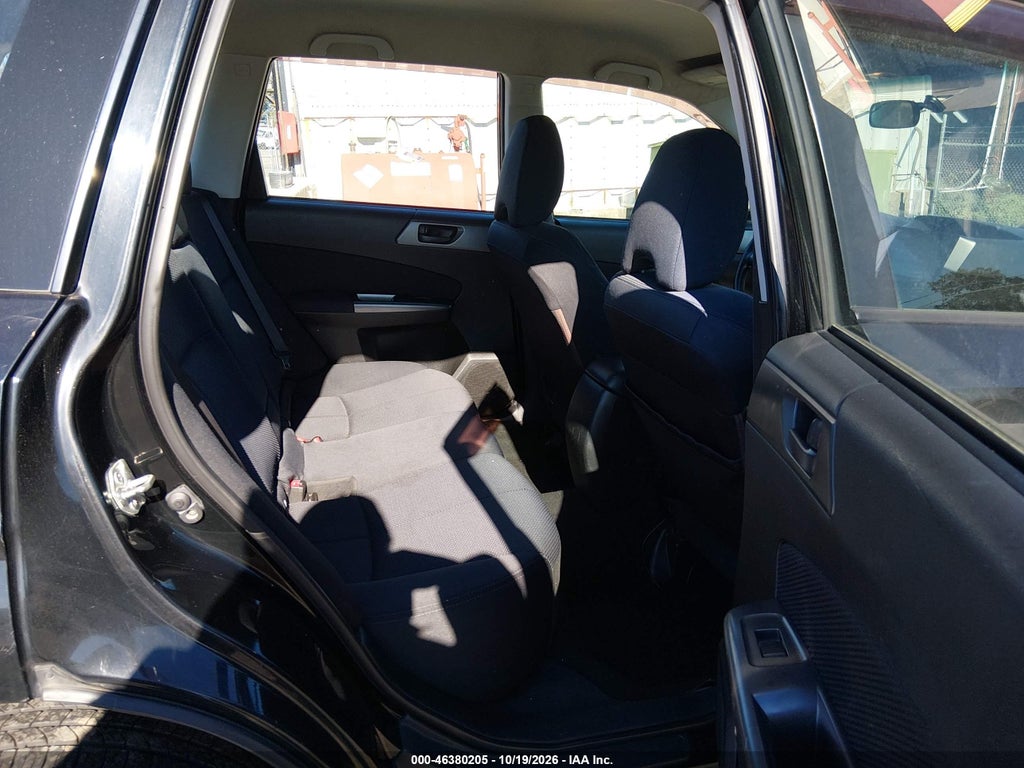 2011 Subaru Forester 2.5X photo 8