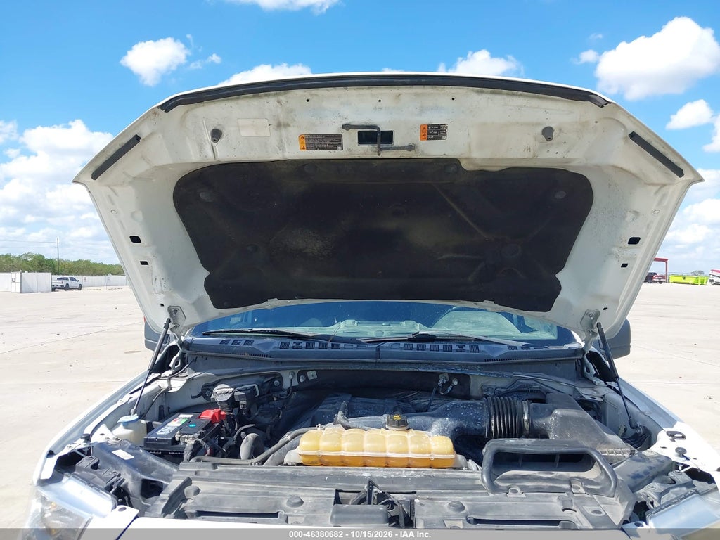 2016 Ford F-150 XLT photo 10