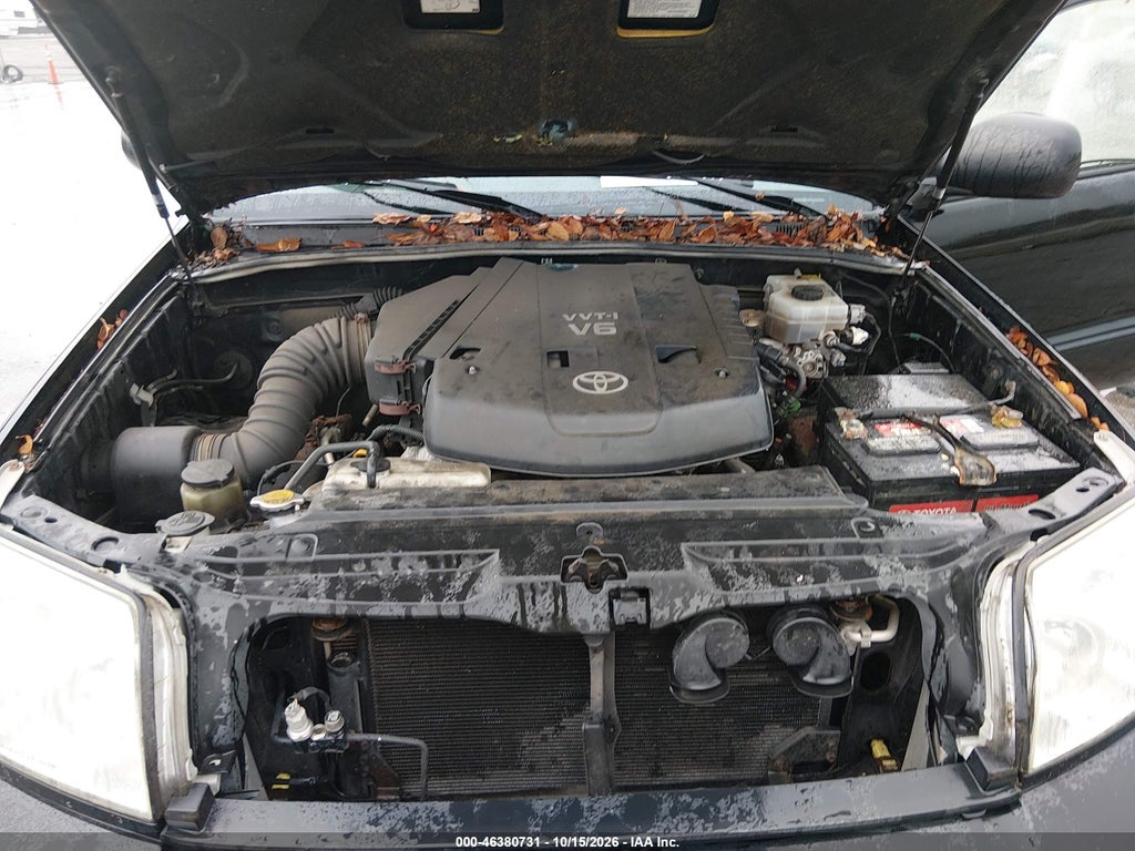 2004 Toyota 4RUNNER SR5 V6 photo 10