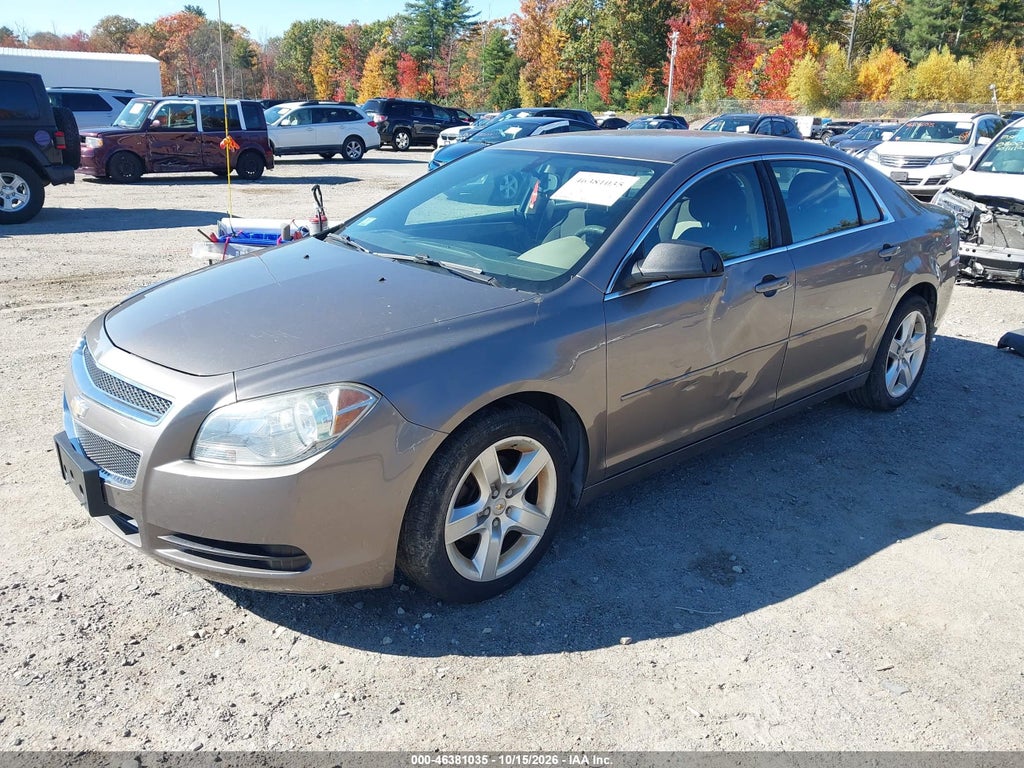 2011 Chevrolet Malibu LS photo 2