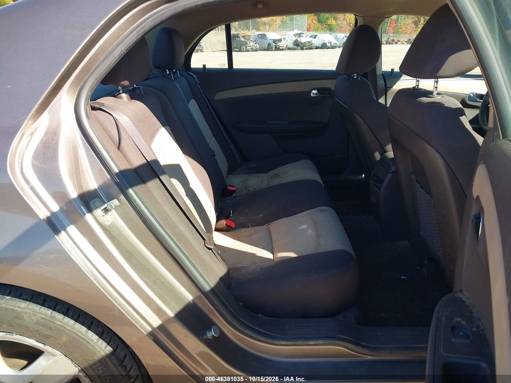 2011 Chevrolet Malibu LS photo 8