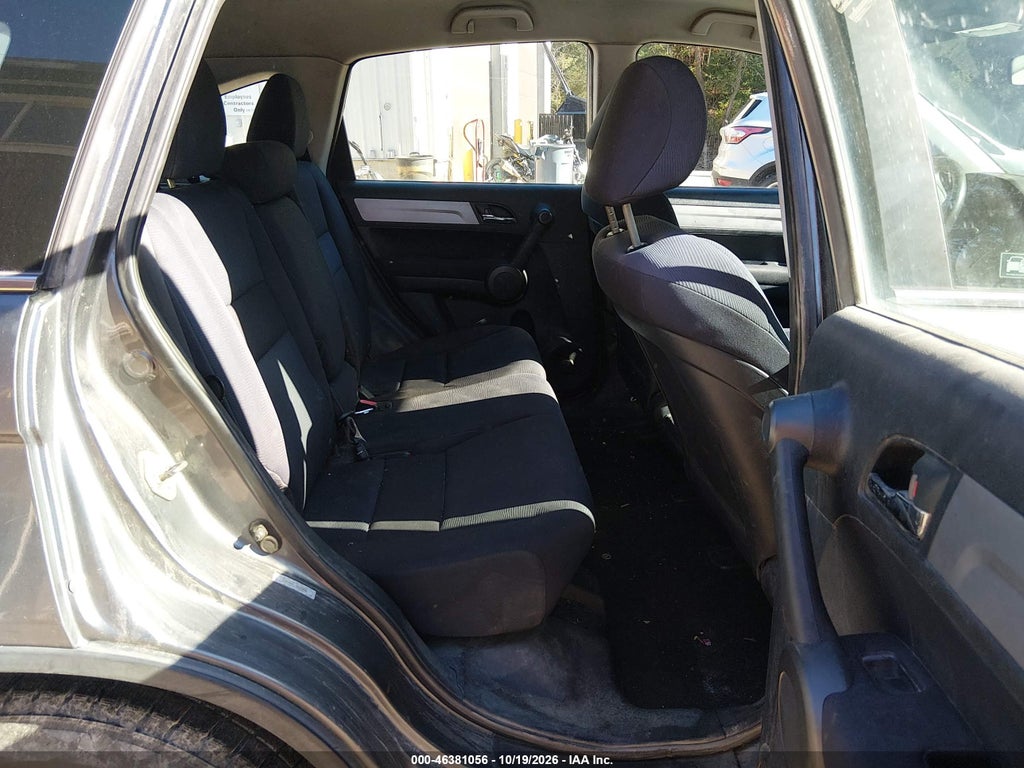 2011 Honda CR-V LX photo 8
