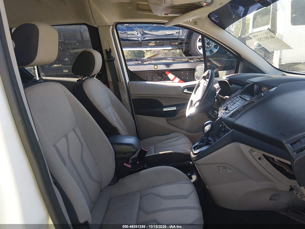 2015 Ford Transit Connect XLT photo 5