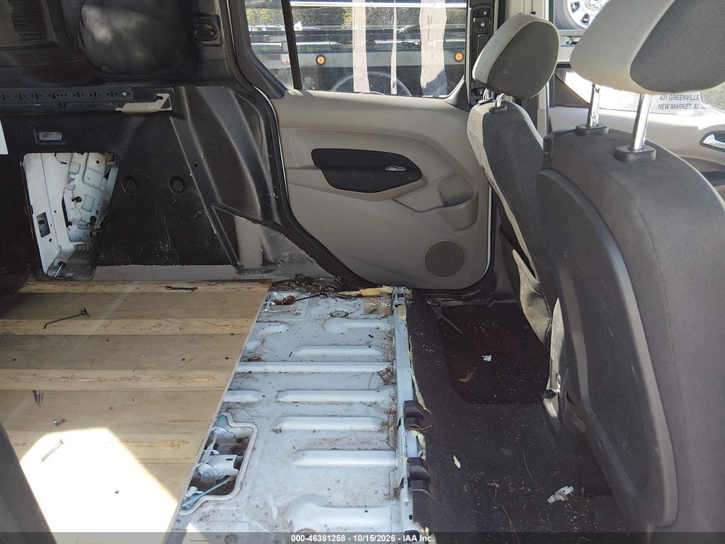 2015 Ford Transit Connect XLT photo 8