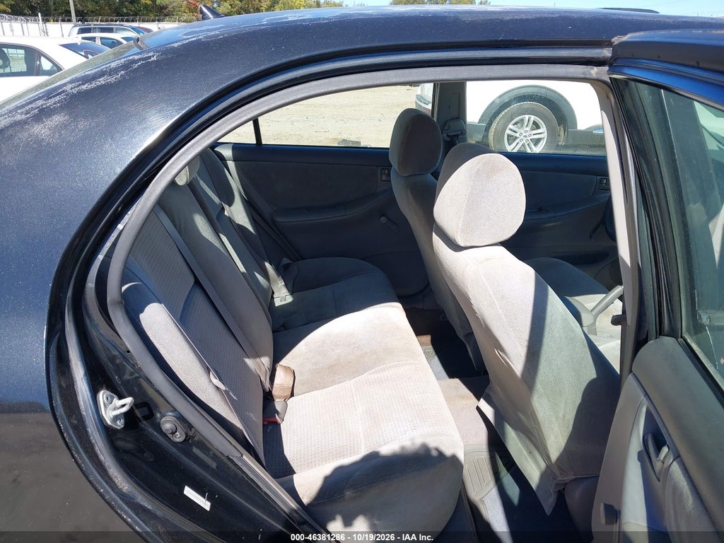 2007 Toyota Corolla CE photo 8