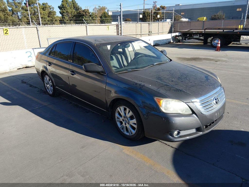 2010 Toyota Avalon XLS photo 1