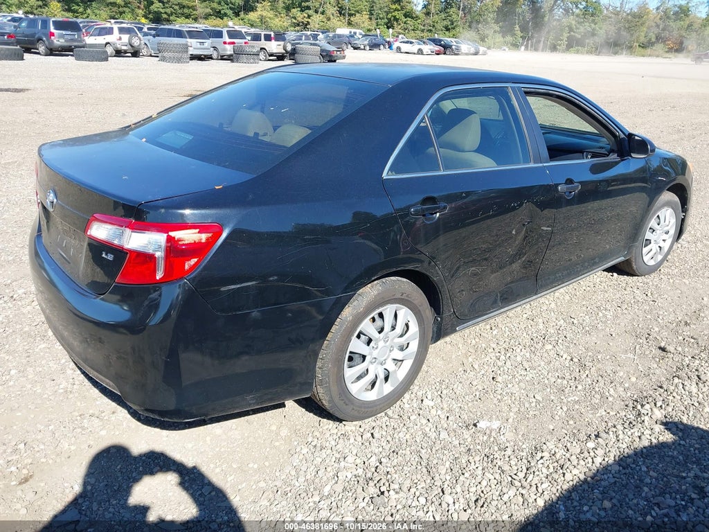 2012 Toyota Camry LE photo 4