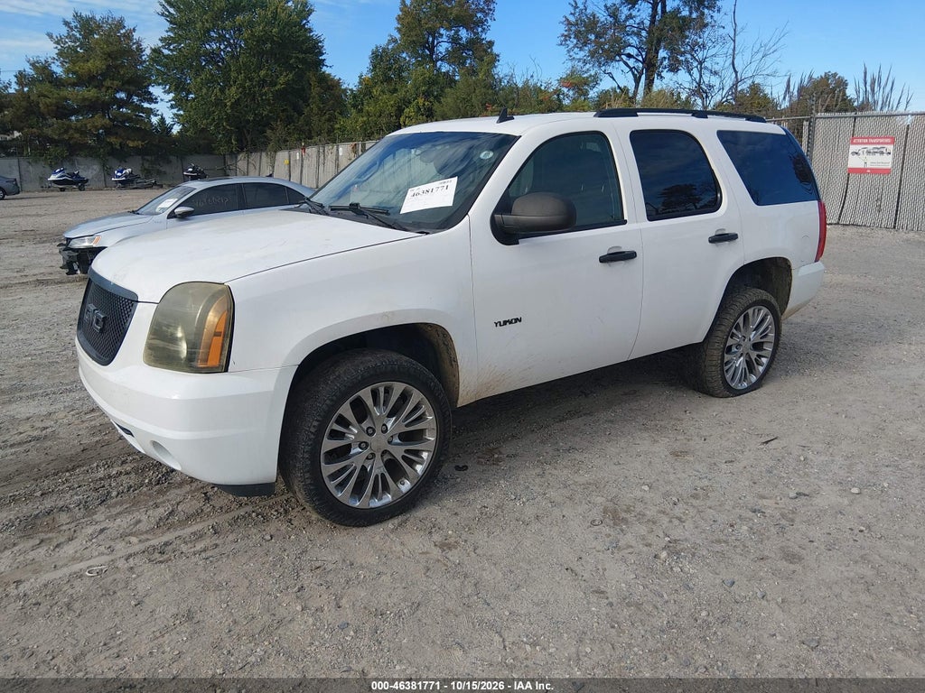 2013 GMC Yukon Commercial Fleet photo 2