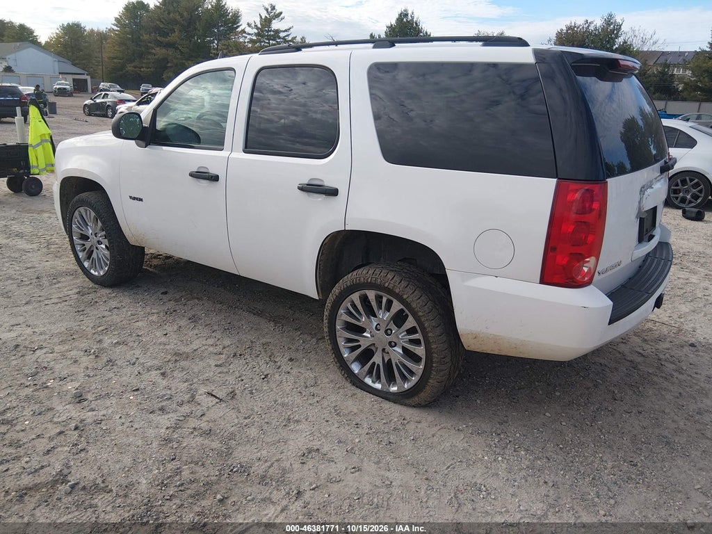 2013 GMC Yukon Commercial Fleet photo 3